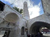 AA-20251022-39484010-39484002-SANLIURFADA_DEPREMDE_HASAR_GOREN_5_ASIRLIK_CAMININ_RESTORASYONU_TAMAMLANDI