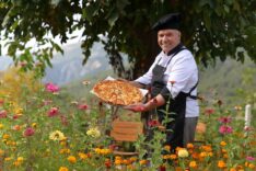 KÖYDE PİZZA KEYFİ