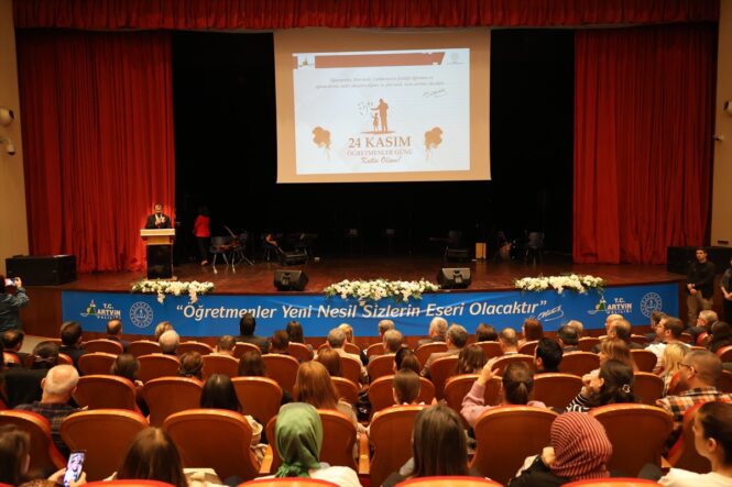 YURTTA ÖĞRETMENLER GÜNÜ