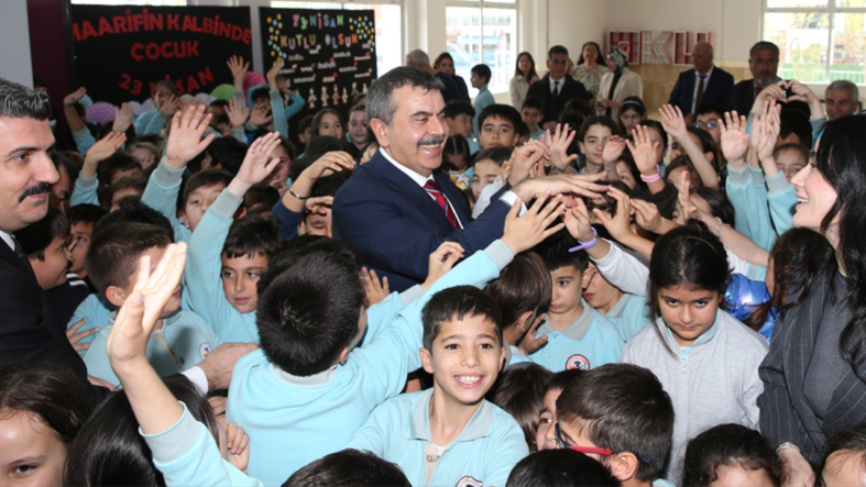 BAKAN TEKİN