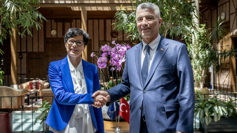 BOLAT-VİZE