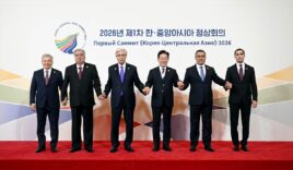 AA-20260916-42483660-42483657-KIRGIZISTAN_CUMHURBASKANI_CAPAROV_SEULDE_DUZENLENEN_ORTA_ASYAKORE_CUMHURIYETI_ZIRVESINDE_KONUSTU